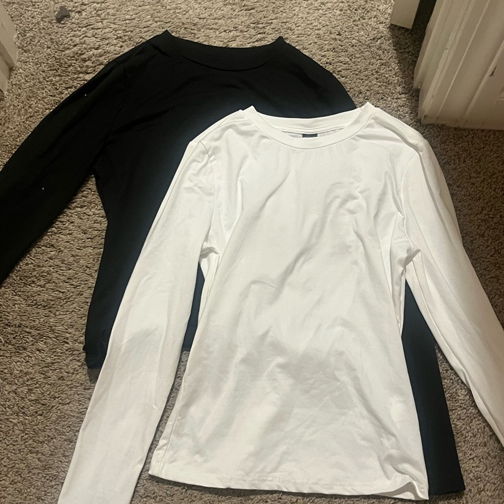 Black and White Long Sleeve Tops